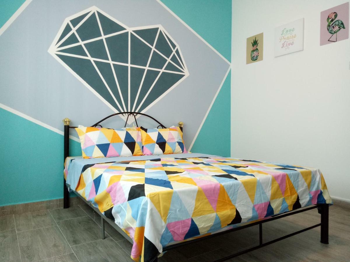 Icolor Home & Stay Ch5 Tanah Rata Buitenkant foto